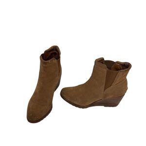 Sorel Women's Chelsea Wedge Boots Size 11 Brown Suede Casual Fall